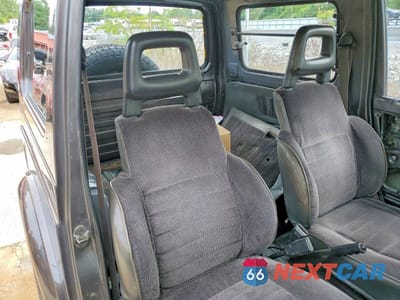 Zdjęcie 11 z 13 samochodu: 1986 SUZUKI SAMURAI VIN:JS3JC51V8G4110639 - miniatura