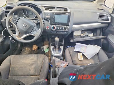 Zdjęcie 8 z 12 samochodu: 2016 HONDA FIT EX VIN:JHMGK5H73GX012411 - miniatura