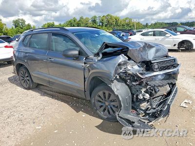 Czwarte zdjęcie samochodu z boku: 2024 VOLKSWAGEN TAOS S VIN:3VV5X7B29RM084078 - miniatura
