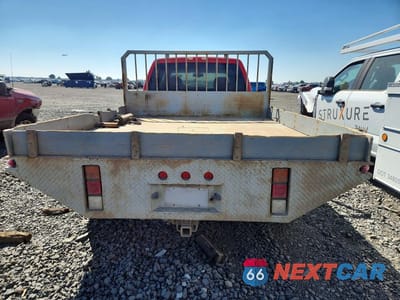 Zdjęcie 6 z 12 samochodu: 2002 GMC NEW SIERRA K3500 VIN:1GTJK33162F237760 - miniatura