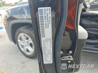 Zdjęcie 13 z 13 samochodu: 2023 JEEP COMPASS SPORT VIN:3C4NJDAN3PT515530 - miniatura