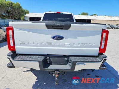 Zdjęcie 6 z 12 samochodu: 2023 FORD F350 SUPER DUTY VIN:1FT8W3DT3PEC69078 - miniatura
