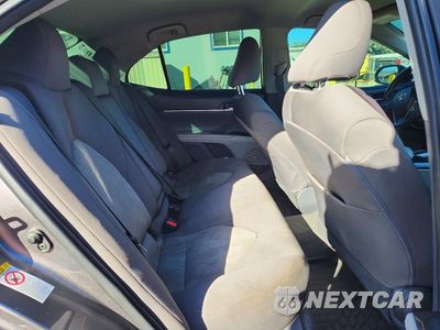 Zdjęcie 10 z 12 samochodu: 2019 TOYOTA CAMRY L VIN:4T1B11HK3KU180325 - miniatura