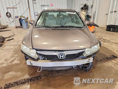 Piąte zdjęcie samochodu w środku: 2010 HONDA CIVIC LX VIN:2HGFA1F52AH560097 - miniatura