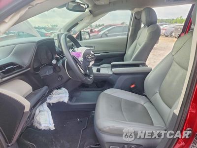 Zdjęcie 7 z 13 samochodu: 2021 TOYOTA SIENNA LIMITED 7-PASSENGER VIN:5TDZRKEC2MS066841 - miniatura