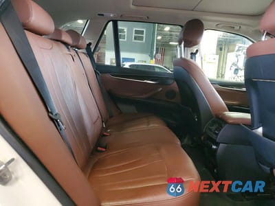 Zdjęcie 11 z 13 samochodu: 2016 BMW X5 XDR40E VIN:5UXKT0C50G0S78946 - miniatura