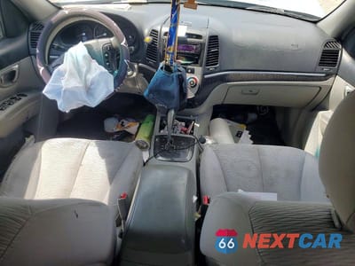 Zdjęcie 8 z 13 samochodu: 2008 HYUNDAI SANTA FE GLS VIN:5NMSG13D38H147532 - miniatura