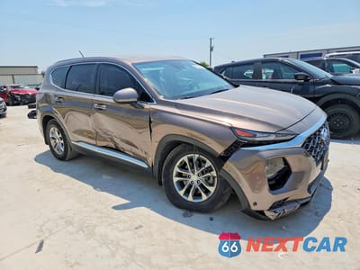 Czwarte zdjęcie samochodu z boku: 2020 HYUNDAI SANTA FE SE VIN:5NMS23AD2LH244582 - miniatura