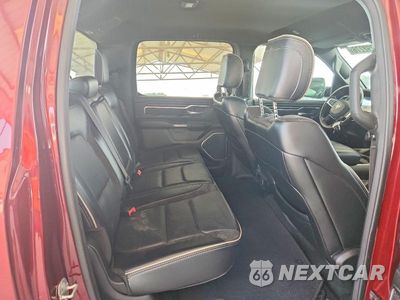 Zdjęcie 10 z 12 samochodu: 2024 RAM 1500 LARAMIE VIN:1C6RREJT2RN219133 - miniatura