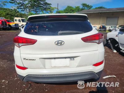 Zdjęcie 6 z 12 samochodu: 2016 HYUNDAI TUCSON SE VIN:KM8J23A46GU060719 - miniatura