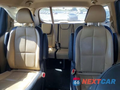 Zdjęcie 10 z 13 samochodu: 2015 KIA SEDONA SX VIN:KNDMC5C18F6079076 - miniatura