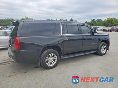 Trzecie zdjęcie samochodu z tyłu: 2017 CHEVROLET SUBURBAN K1500 LT VIN:1GNSKHKC6HR308121 - miniatura