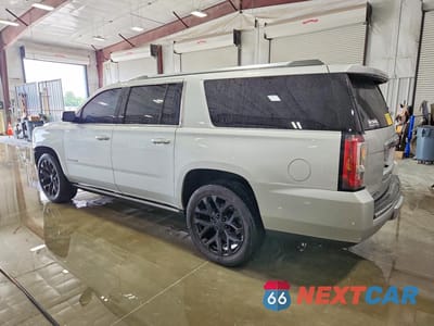 Drugie zdjęcie samochodu z przodu: 2019 GMC YUKON XL DENALI VIN:1GKS2HKJ3KR257549 - miniatura