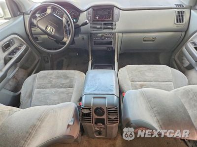 Zdjęcie 8 z 12 samochodu: 2004 HONDA PILOT EX VIN:2HKYF18454H541844 - miniatura