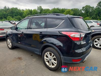 Drugie zdjęcie samochodu z przodu: 2018 FORD ESCAPE SE VIN:1FMCU9GD2JUC38341 - miniatura