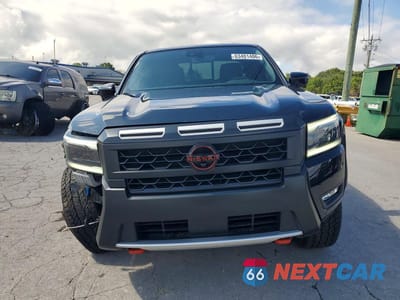 Piąte zdjęcie samochodu w środku: 2026 NISSAN FRONTIER PRO-4X VIN:1N6ED1EK6TN606742 - miniatura