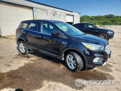 Czwarte zdjęcie samochodu z boku: 2019 FORD ESCAPE SE VIN:1FMCU9GD2KUC51446 - miniatura