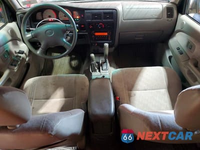 Zdjęcie 8 z 12 samochodu: 2003 TOYOTA TACOMA V6 VIN:5TEHN72N23Z292468 - miniatura