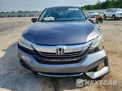 Piąte zdjęcie samochodu w środku: 2017 HONDA ACCORD TOURING HYBRID VIN:JHMCR6F7XHC025958 - miniatura