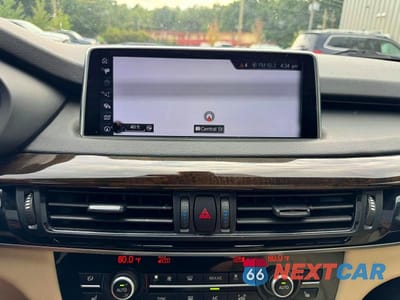 Zdjęcie 11 z 13 samochodu: 2017 BMW X5 XDR40E VIN:5UXKT0C31H0S81452 - miniatura