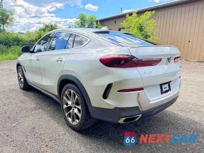 Trzecie zdjęcie samochodu z tyłu: 2020 BMW X6 XDRIVE40I VIN:5UXCY6C0XL9D21128 - miniatura