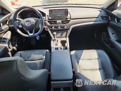 Zdjęcie 8 z 13 samochodu: 2018 HONDA ACCORD EXL VIN:1HGCV1F69JA194914 - miniatura