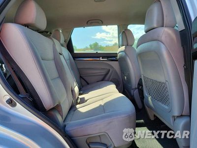 Zdjęcie 11 z 13 samochodu: 2014 KIA SORENTO LX VIN:5XYKTDA61EG515942 - miniatura