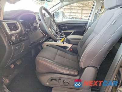 Zdjęcie 7 z 12 samochodu: 2020 NISSAN TITAN SV VIN:1N6AA1EF6LN506957 - miniatura