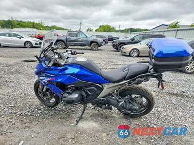 Trzecie zdjęcie samochodu z tyłu: 2026 BMW R 1300 RS VIN:WB10M6303T6M08803 - miniatura
