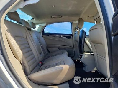 Zdjęcie 10 z 12 samochodu: 2020 FORD FUSION SEL VIN:3FA6P0CD9LR206223 - miniatura