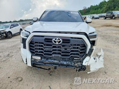 Piąte zdjęcie samochodu w środku: 2024 TOYOTA TUNDRA SR5 VIN:5TFLA5DB2RX149579 - miniatura