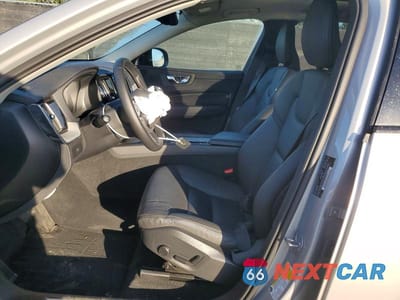 Zdjęcie 7 z 12 samochodu: 2025 VOLVO XC60 PLUS VIN:YV4M12RC3S1091461 - miniatura