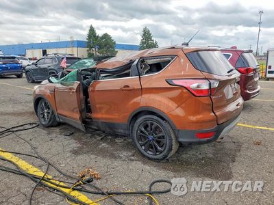 Drugie zdjęcie samochodu z przodu: 2017 FORD ESCAPE SE VIN:1FMCU0GD6HUE57244 - miniatura