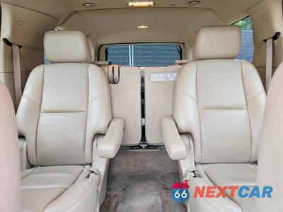 Zdjęcie 10 z 13 samochodu: 2011 CHEVROLET SUBURBAN K1500 LTZ VIN:1GNSKKE34BR366132 - miniatura