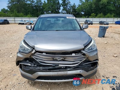 Piąte zdjęcie samochodu w środku: 2017 HYUNDAI SANTA FE SPORT 2.4L VIN:5NMZT3LB1HH039351 - miniatura