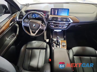 Zdjęcie 8 z 13 samochodu: 2019 BMW X3 XDRIVE30I VIN:5UXTR9C58KLE21692 - miniatura