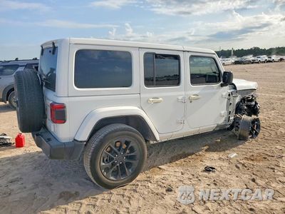 Trzecie zdjęcie samochodu z tyłu: 2024 JEEP WRANGLER SAHARA 4XE VIN:1C4RJXP62RW175383 - miniatura