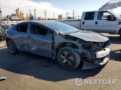 Czwarte zdjęcie samochodu z boku: 2024 TOYOTA PRIUS LE VIN:JTDACAAU4R3017589 - miniatura