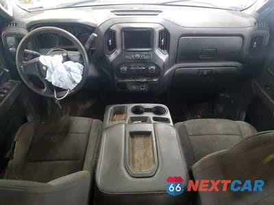 Zdjęcie 8 z 12 samochodu: 2020 CHEVROLET SILVERADO C1500 VIN:1GCRWAEH3LZ201918 - miniatura