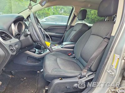 Zdjęcie 7 z 12 samochodu: 2011 DODGE JOURNEY EXPRESS VIN:3D4PG4FB4BT562051 - miniatura