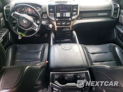 Zdjęcie 8 z 12 samochodu: 2019 RAM 1500 LARAMIE VIN:1C6SRFJT4KN845425 - miniatura