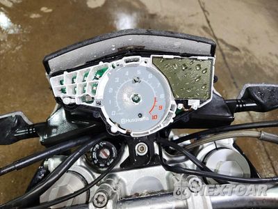 Zdjęcie 7 z 9 samochodu: 2013 HUSQVARNA TR650 TERRA VIN:ZKH0H12B6DV004086 - miniatura