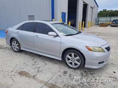 Czwarte zdjęcie samochodu z boku: 2007 TOYOTA CAMRY SE V6 VIN:4T1BK46K97U556535 - miniatura