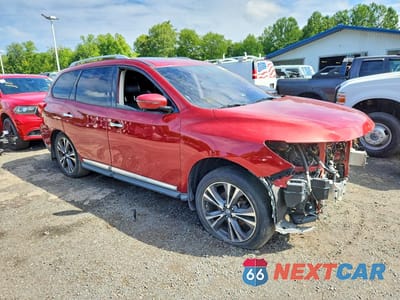 Czwarte zdjęcie samochodu z boku: 2017 NISSAN PATHFINDER PLATINUM VIN:5N1DR2MM6HC628344 - miniatura