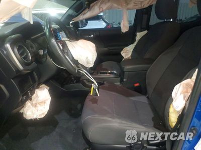 Zdjęcie 7 z 12 samochodu: 2016 TOYOTA TACOMA TRD SPORT VIN:5TFCZ5AN9GX045286 - miniatura
