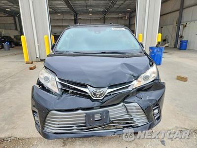 Piąte zdjęcie samochodu w środku: 2019 TOYOTA SIENNA XLE 8-PASSENGER VIN:5TDYZ3DC6KS998329 - miniatura