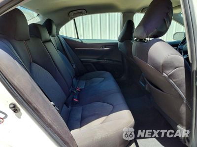 Zdjęcie 10 z 12 samochodu: 2019 TOYOTA CAMRY L VIN:4T1B11HK6KU692760 - miniatura