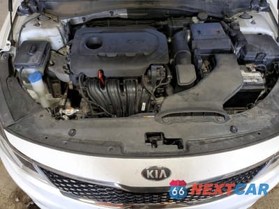 Zdjęcie 11 z 12 samochodu: 2018 KIA OPTIMA LX VIN:5XXGT4L35JG208670 - miniatura
