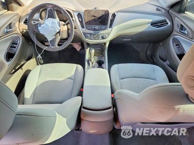Zdjęcie 8 z 12 samochodu: 2019 CHEVROLET MALIBU LS VIN:1G1ZC5ST8KF138784 - miniatura