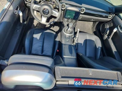 Zdjęcie 8 z 12 samochodu: 2008 MAZDA MX-5 MIATA VIN:JM1NC26F380145856 - miniatura